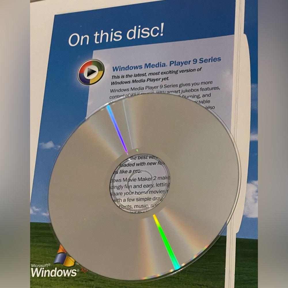 PC 2002 Microsoft Windows Home Edition Operating System + Windows Media Player 9 - Picture 14 of 14